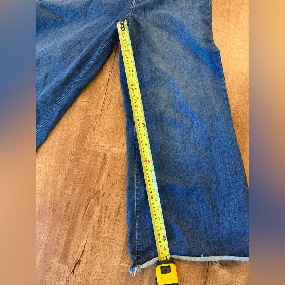 Frame Wide-Leg Jeans - Picture 5 of 5
